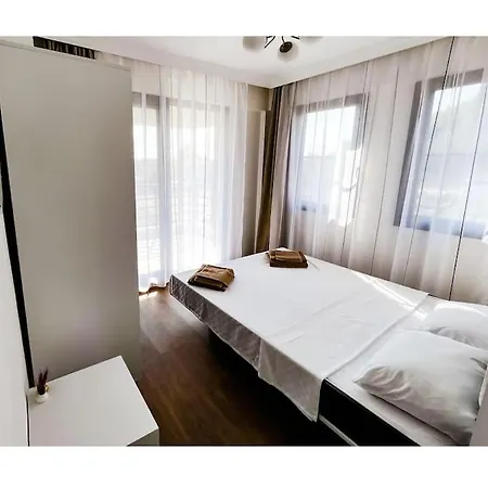Luxury With Private Pool And Garden Villa121 فيلة