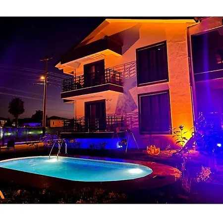 Luxury With Private Pool And Garden Villa121 فيلة *